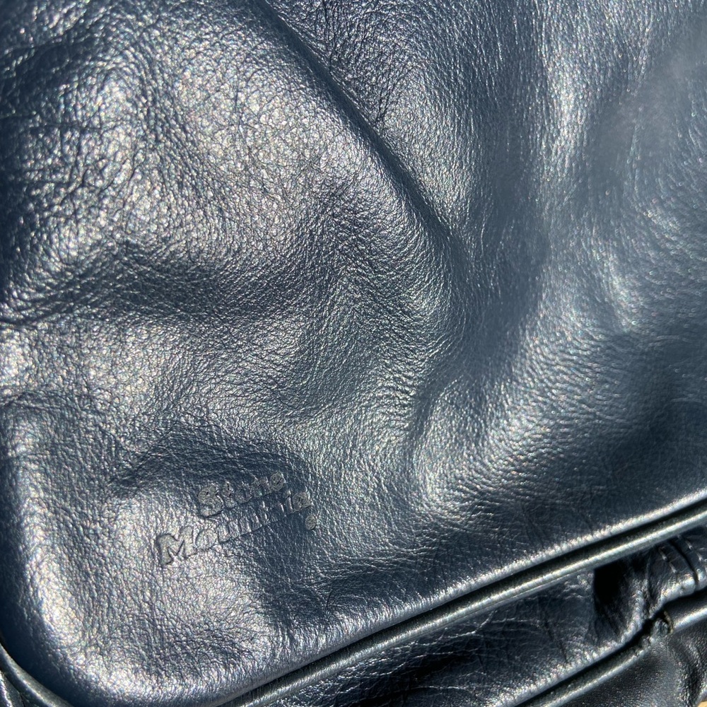 Vintage Stone Mountain leather purse.